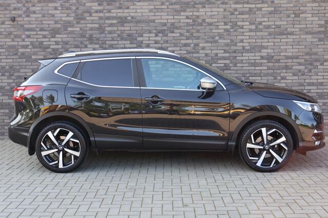 Nissan QASHQAI 1.2 Tekna+ Camera | Panoramadak | Trekhaak |