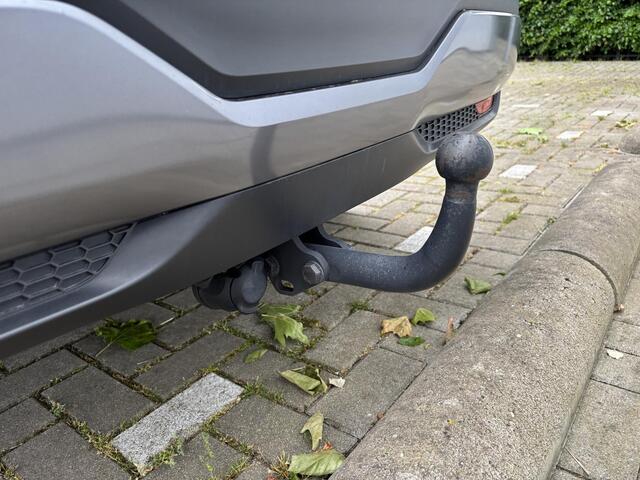 Nissan QASHQAI 1.3 MHEV N-Connecta / Panoramadak / Trekhaak / Aanhangwagen geremd 1400KG