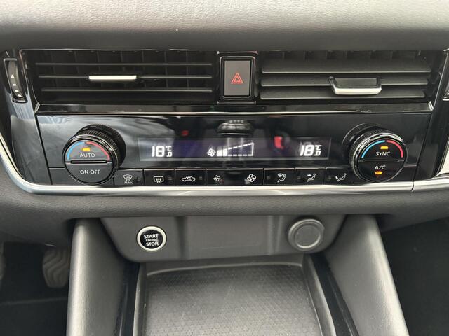 Nissan QASHQAI 1.3 MHEV N-Connecta / Panoramadak / Trekhaak / Aanhangwagen geremd 1400KG