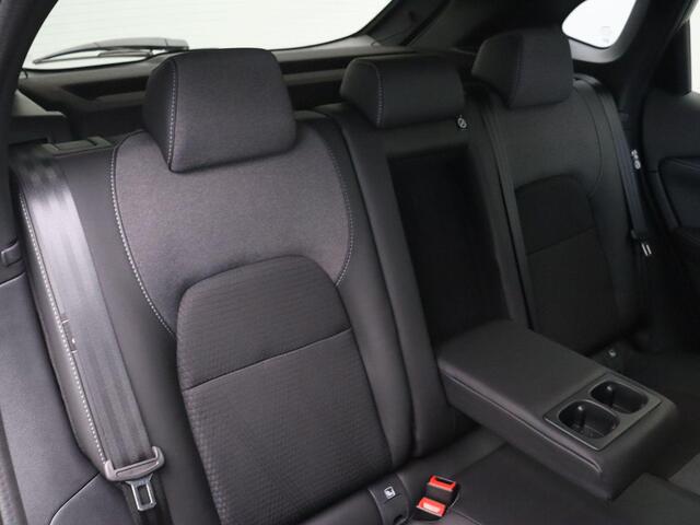 Nissan QASHQAI 158pk MHEV Xtronic N-Connecta | Stoel/Stuurverwarming | Voorruitverwarming | Navigatie | 1800 KG Trekgewicht! |