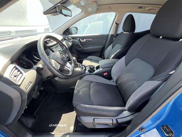 Nissan QASHQAI 1.3 DIG-T N-Connecta Automaat / Trekhaak (Trekgewicht 1.500kg) / 360° Camera / Panorama-dak / Voorruit- en Stoelverwarming voor / Apple Carplay & Android Auto / Navigatie full map / Keyless Entry & Start / Cruise- en Climate Control / DAB Radio