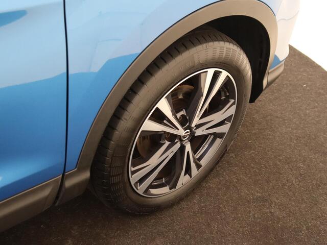Nissan QASHQAI 1.3 DIG-T N-Connecta