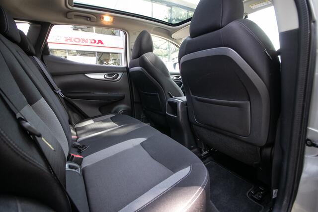 Nissan QASHQAI 1.6 N-Connecta - All in rijklaarprijs | Trekhaak | Panodak | Navi