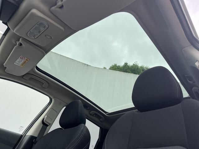 Nissan QASHQAI 1.3 DIG-T N-Connecta / Afneembare Trekhaak (Trekgewicht 1.300kg) / Panorama-dak / 360° Camera / Cruise- en Climate Control / Apple Carplay & Android Auto / Navigatie full map / Keyless Entry & Start /