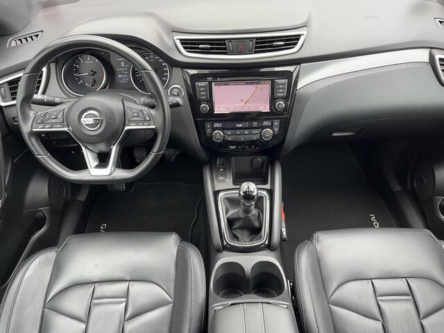Nissan QASHQAI 1.3 DIG-T Tekna + / Afneembare Trekhaak (Trekgewicht 1.300kg) / Panorama-dak / 360° Camera / Adaptieve Cruise Control / Verwarmde voorstoelen / Apple Carplay & Android Auto / Keyless Entry & Start / Navigatie full map / Bose Premium Audio / Bestuurdersst