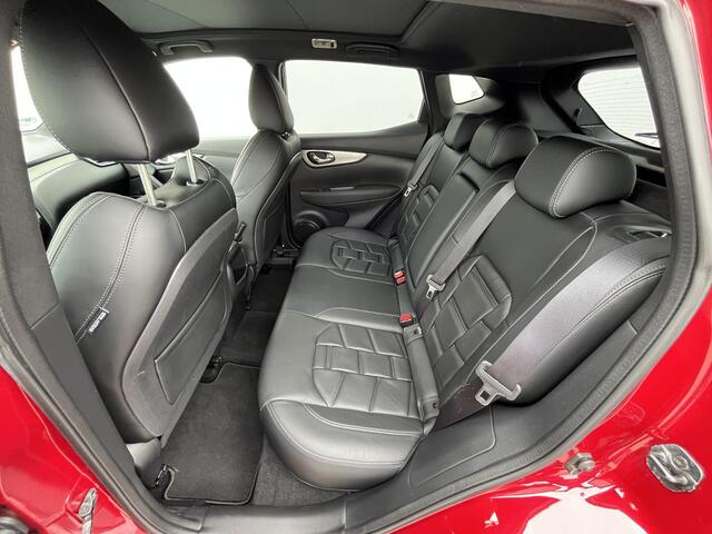 Nissan QASHQAI 1.3 DIG-T Tekna + / Afneembare Trekhaak (Trekgewicht 1.300kg) / Panorama-dak / 360° Camera / Adaptieve Cruise Control / Verwarmde voorstoelen / Apple Carplay & Android Auto / Keyless Entry & Start / Navigatie full map / Bose Premium Audio / Bestuurdersst