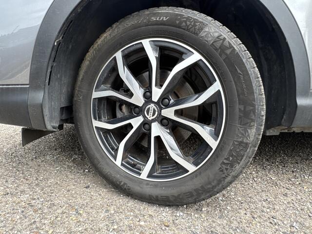 Nissan QASHQAI 1.3 DIG-T N-Connecta // PANO DAK // NAVI // CLIMA // CRUISE // CAMERA // PDC //
