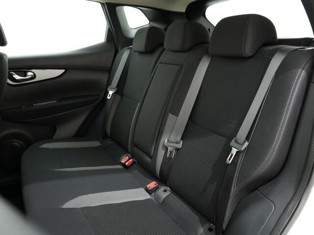 Nissan QASHQAI 1.3 DIG-T ACCES EDITION 141PK | Trekhaak | Navi | Camera