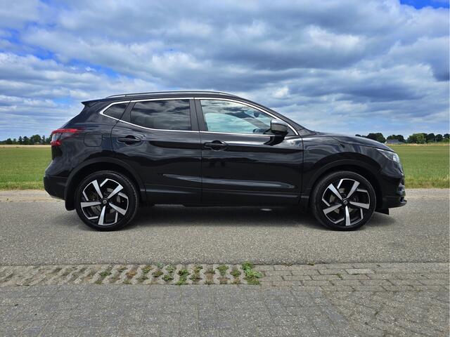 Nissan QASHQAI 1.2 Tekna + 116 Pk - Euro 6 - Navi - ParkeerCamera - Stoelverwarming