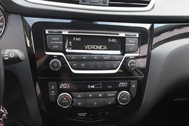 Nissan QASHQAI 1.2 Acenta AUTOMAAT! WEINIG KM!