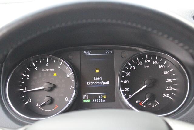 Nissan QASHQAI 1.2 Acenta AUTOMAAT! WEINIG KM!
