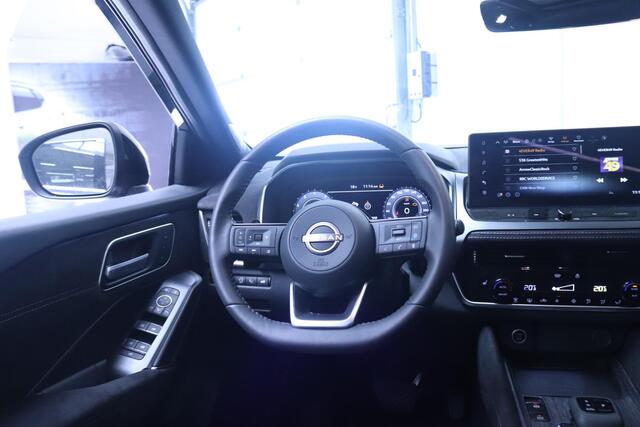 Nissan QASHQAI 1.3 MHEV Xtronic Tekna Plus | Achteruitrijcamera | Head-up display | Cruise Control Adaptief | Massagestoel | Panoramadak | Bose |