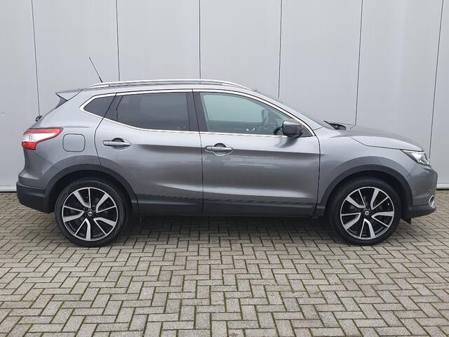 Nissan QASHQAI 1.2 DIG-T Tekna + Glass Roof 360-Camera, PDC V+A, Lederen Bekleding, 19"l.m. velgen