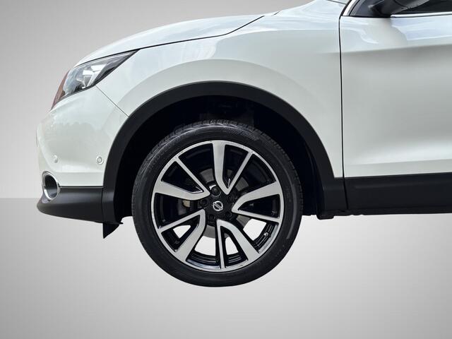 Nissan QASHQAI 1.6 Tekna *1500kg Trekgewicht! | Panoramadak | Leder | Stoelverwarming | Navigatie | 360° Camera| LED Koplampen | Dodehoek | Rijklaarprijs!