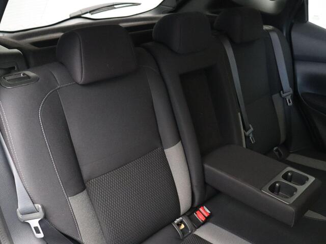 Nissan QASHQAI 1.2 Business Edition | Navigatie | Trekhaak | Rondom zicht Camera | Stoelverwarming |