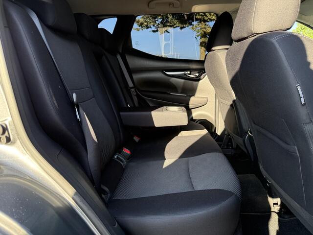 Nissan QASHQAI 1.2 Business Edition 1e Eigenaar,Navi,Clima,Cruise,Camera,Stoelverwarming,APK tot 08-2026