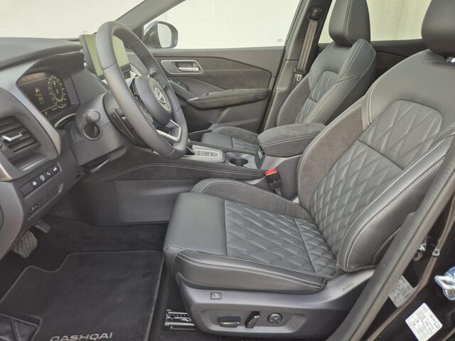 Nissan QASHQAI 1.3 MHEV Xtronic Tekna Plus Automaat / HUD / Nieuw model / Facelift / Panoramadak / Trekgewicht 1800 kg / Rondomzicht camera / Stuur-, Stoel en Voorruitverwarming / Adaptief CC / Bose Audio Systeem / Elektrische achterklep /