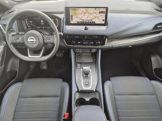 Nissan QASHQAI 1.3 MHEV Xtronic Tekna Automaat / Cold Pack / Design Pack / HUD / Panoramadak / Trekgewicht 1800 kg / Apple Carplay Android Auto / Stuur-, Stoel en Voorruitverwarming / Rondomzicht camera / Elektrische achterklep /