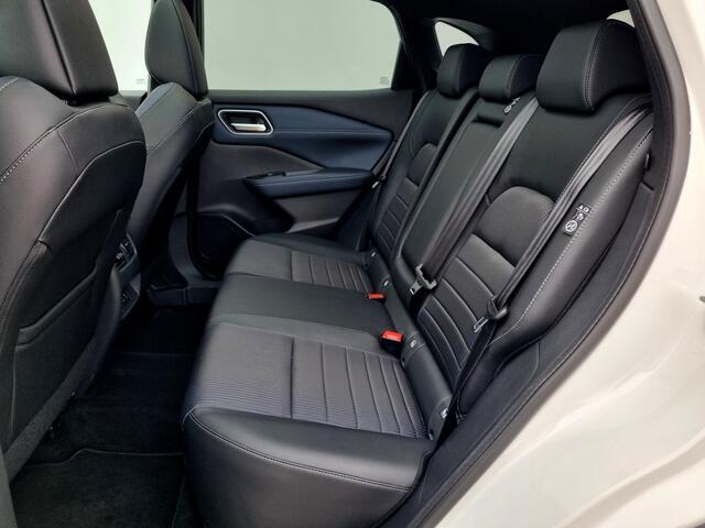 Nissan QASHQAI 1.3 MHEV Tekna / Trekhaak (1400 KG) / Panoramadak / Stoelverwarming / Apple Carplay & Android Auto / Camera