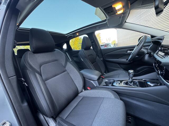 Nissan QASHQAI 1.3 MHEV Premiere Edition Panoramadak / Camera / Navigatie