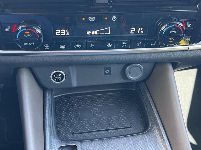 Nissan QASHQAI 1.3 MHEV Xtronic Tekna / Dealer onderhouden / Trekgewicht 1.800 kg / Elektr. klep / HUD / Acaptieve CC / Camera 360° / Navi / Apple Carpay Android / 19" LM wielen / Stuur-, stoel- en voorruitverwarming /