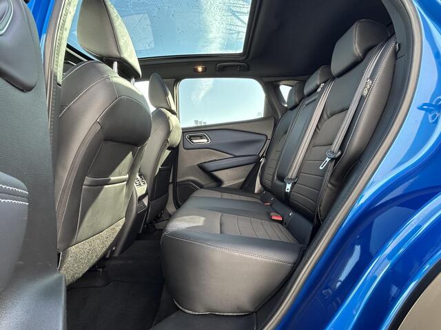 Nissan QASHQAI 1.3 MHEV Tekna / Apple carplay & Android auto / Navigatie / Head-up Display / Trekhaak ( trekgewicht 1.800 KG ) / Elektrisch verstelbare bestuurdersstoel / Panoramadak