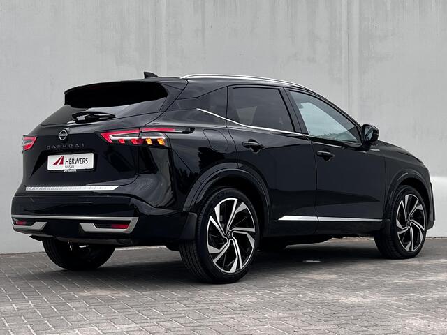 Nissan QASHQAI 1.3 MHEV Xtronic Tekna Plus Automaat / ¤ 4.000,- KORTING / Lederen bekleding/Alcantara/Panorama dak/