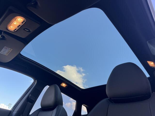 Nissan QASHQAI 1.3 DIG-T Tekna + Automaat / Trekhaak (Trekgewicht 1.500kg) / Panoramadak / Cruise- en Climate Control / Apple Carplay & Android Auto / Keyless Entry & Start / Navigatie full map / Voorruit- en Stoelverwarming / Elektrisch Verstelbare Voorstoelen met gehe