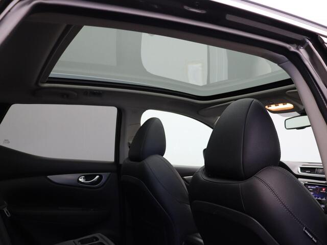 Nissan QASHQAI 1.3 DIG-T Business Edition | Stoel en voorruitverwarming | Panormadak | half lederen bekleding | BOSE audio | Led-koplampen | Rondomzicht camera |