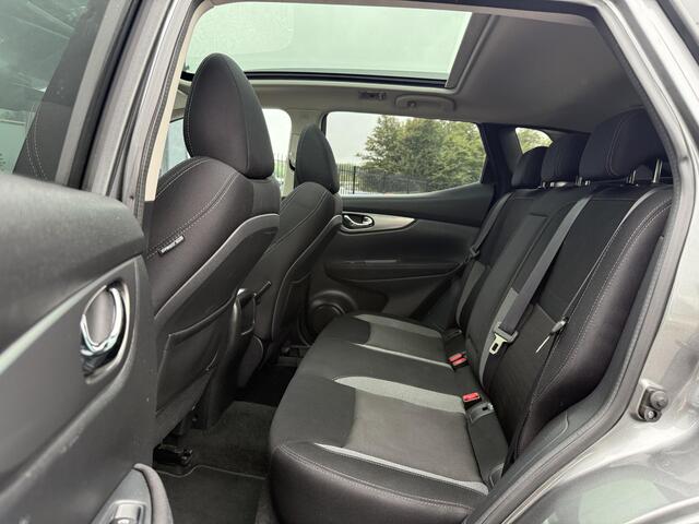 Nissan QASHQAI 1.2 N-Connecta 115pk,1e Eigenaar,Navi,Pano,Clima,Camera,Cruise,Stoelverwarming,6 Bak,Nieuwe APK bij Aflevering