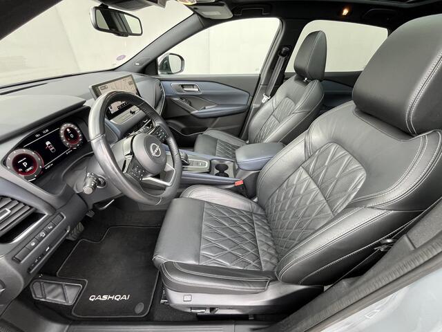 Nissan QASHQAI 1.3 MHEV Xtronic Tekna Plus / Trekhaak (Trekgewicht 1.800kg) / Panoramadak / HUD / Cold Pack / Elektrisch Verstelbare Voorstoelen met Geheugenset Bestuurdersstoel / Apple Carplay & Android Auto / Keyless Entry & Start /