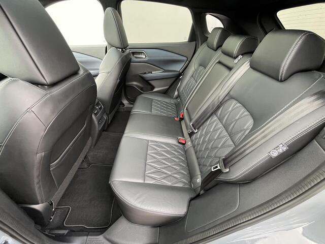 Nissan QASHQAI 1.3 MHEV Xtronic Tekna Plus / Trekhaak (Trekgewicht 1.800kg) / Panoramadak / HUD / Cold Pack / Elektrisch Verstelbare Voorstoelen met Geheugenset Bestuurdersstoel / Apple Carplay & Android Auto / Keyless Entry & Start /