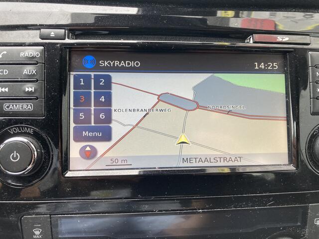 Nissan QASHQAI 1.2 N-Connecta Automaat | Trekhaak | Stoelverwarming | Navigatie