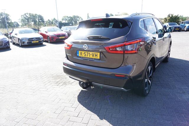 Nissan QASHQAI 1.2 TEKNA + AUTOMAAT TREKHAAK BOSE 360CAMERA LUXE LEDER PANORAMADAK KEYLESS STOELVERWARMING VOORRUITVERWARMING 19INCH CLIMA CRUISE BLUETOOTH PDC V+A ENZ...