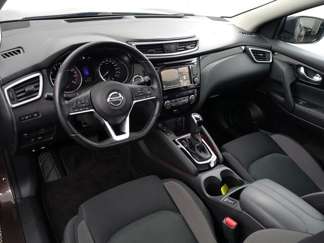 Nissan QASHQAI 1.3 DIG-T N-Connecta Aut- Panoramadak, 360 Camera, Sfeerverlichting, Lane Assist, Xenon Led, Trekhaak