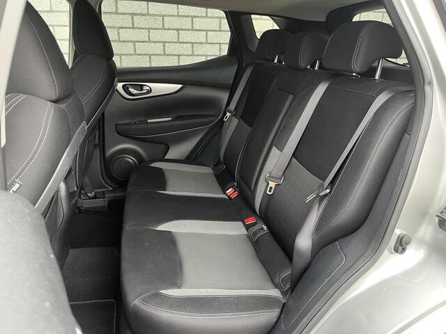 Nissan QASHQAI 1.2 N-Connecta | Dealeronderhouden | 360° Camera | Panoramadak | Trekhaak |