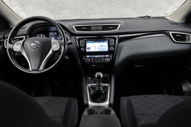 Nissan QASHQAI 1.2 Acenta | Camera | Trekhaak | Parkeersensoren | Cruise control | Airco