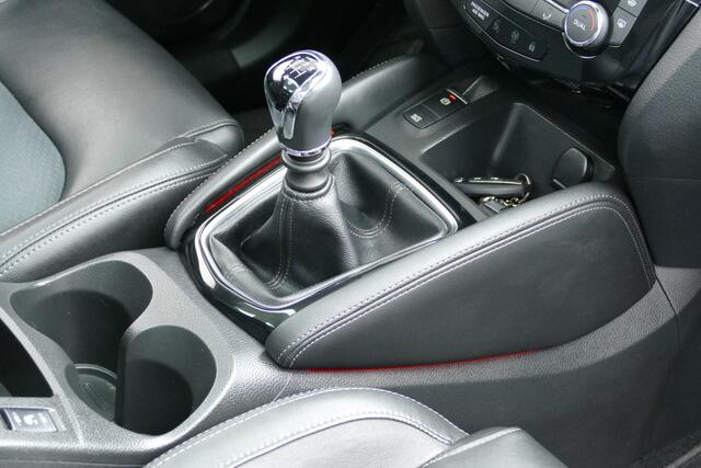 Nissan QASHQAI 1.3 DIG-T Tekna. Panodak, 360 Camera, Full Led, 19"LMV, StoelVerw, Haak 1300kg