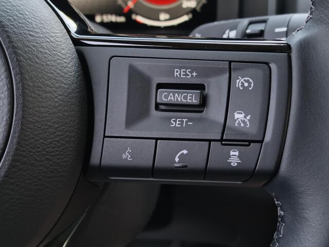 Nissan QASHQAI 1.3 MHEV N-Connecta / Trekhaak ( 1.400 kg ) / All season banden / Apple carplay / Android auto / Panoramadak / Adaptieve cruise control