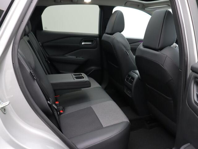 Nissan QASHQAI 1.3 MHEV Xtronic N-Connecta | Headup-display | Stoel, stuur en voorruit verwarming | Rondomzicht camera | Elektrische achterklep | Panoramadak |