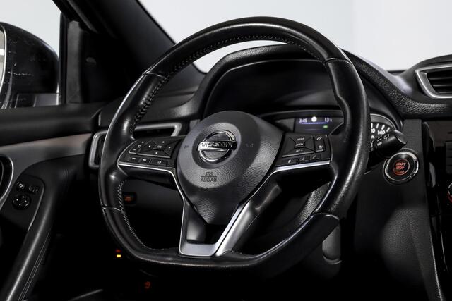 Nissan QASHQAI 1.3 DIG-T Tekna + 140 PK | Pano | Adapt. Cruise | Stoel-+Voorruitverw. | PDC | 360 Camera | NAV + App. Connect | ECC | Bose | LM 19" |