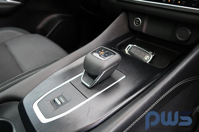 Nissan QASHQAI 1.3 MHEV Xtronic N-Connecta PanoDak / Navi / Carplay / 360-camera / PDC / Trekhaak / Led / NL auto