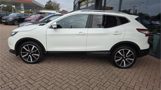 Nissan QASHQAI 1.2 Tekna |Automaat l 360º Camera | Panoramadak l Stoelverwarming l Navi l Achteruitrijcamera l BOVAG Garantie