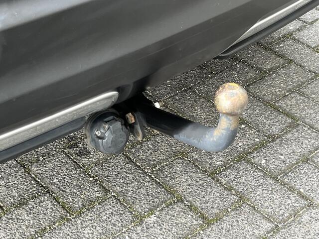 Nissan QASHQAI 1.3 DIG-T Tekna | Stoelverwarming | Panoramadak | Trekhaak | Navigatie | 360° Camera |