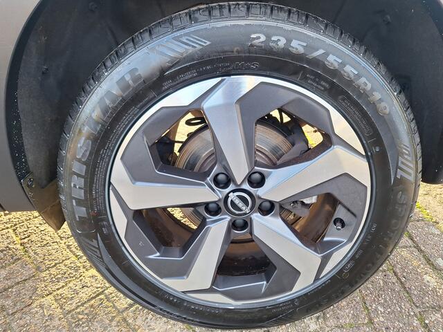 Nissan QASHQAI 1.3 MHEV Business Design