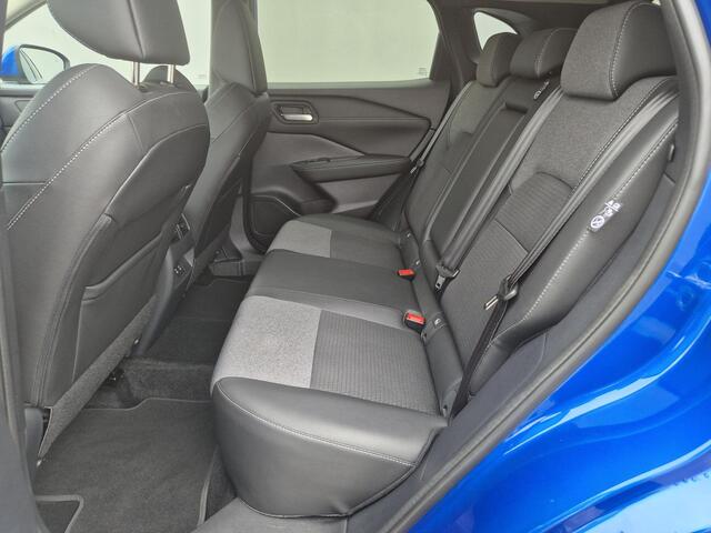 Nissan QASHQAI 1.3 MHEV Xtronic N-Connecta Automaat / Nieuwe Model / Facelift / Cold Pack / Allseason banden / Trekgewicht 1800 kg / Fabrieksgarantie tot 09-2027 / Rondomzicht camera / Stuur-, Stoel en Voorruit verwarming / Adaptief CC /