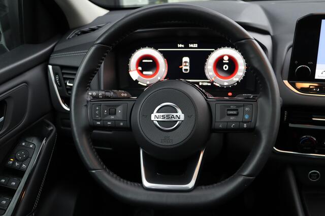 Nissan QASHQAI 1.3 MHEV Premiere Edition | Adap. Cruise | Panoramadak | 360 Camera | Navigatie | Trekhaak | HUD