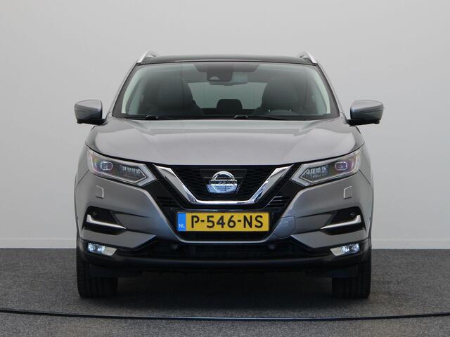 Nissan QASHQAI 1.6 Business Edition | Panoramadak | Stoelverwarming en voorruit verwarming | Climate Control | Navigatie | Trekhaak | Elektrisch verstelbare bestuurder stoel |