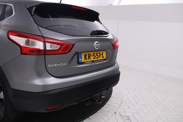 Nissan QASHQAI 1.2 N-Connecta 360 graden camera, trekhaak