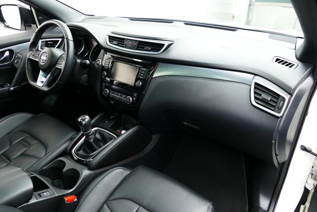 Nissan QASHQAI 1.3 160pk DIG-T Tekna +. Panodak, BOSE, Leer, 360 Camera, Haak 1500kg